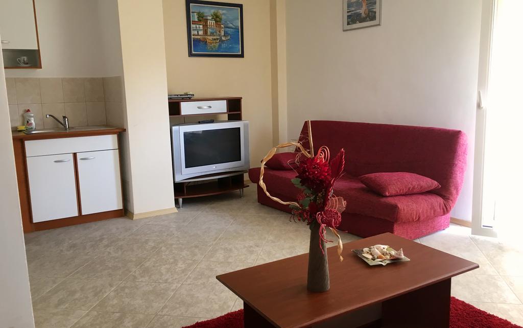 Club Topaz Apartments Neptun Esterno foto