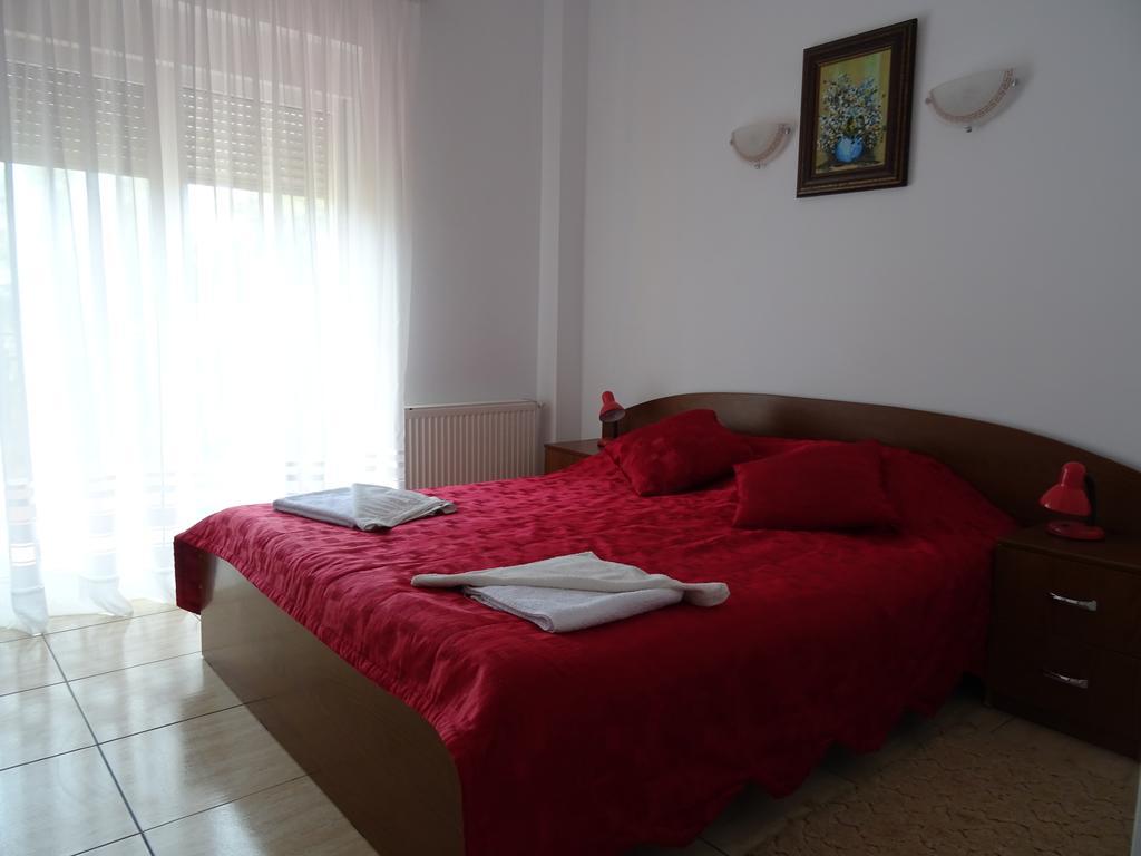 Club Topaz Apartments Neptun Esterno foto