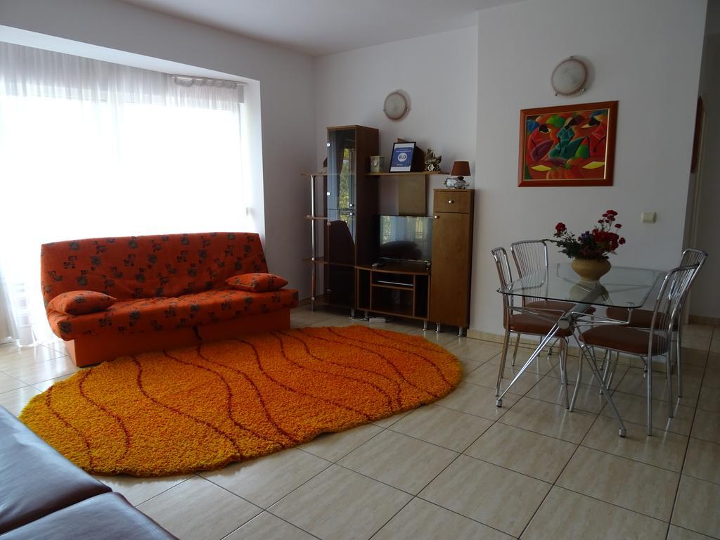 Club Topaz Apartments Neptun Esterno foto