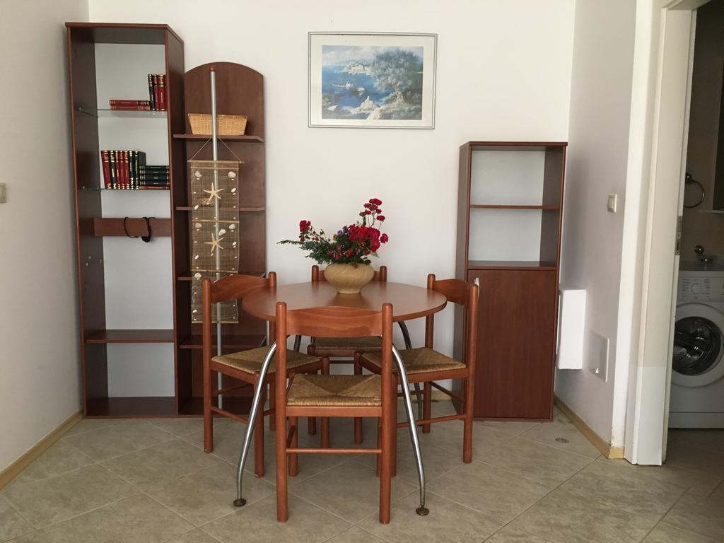 Club Topaz Apartments Neptun Esterno foto